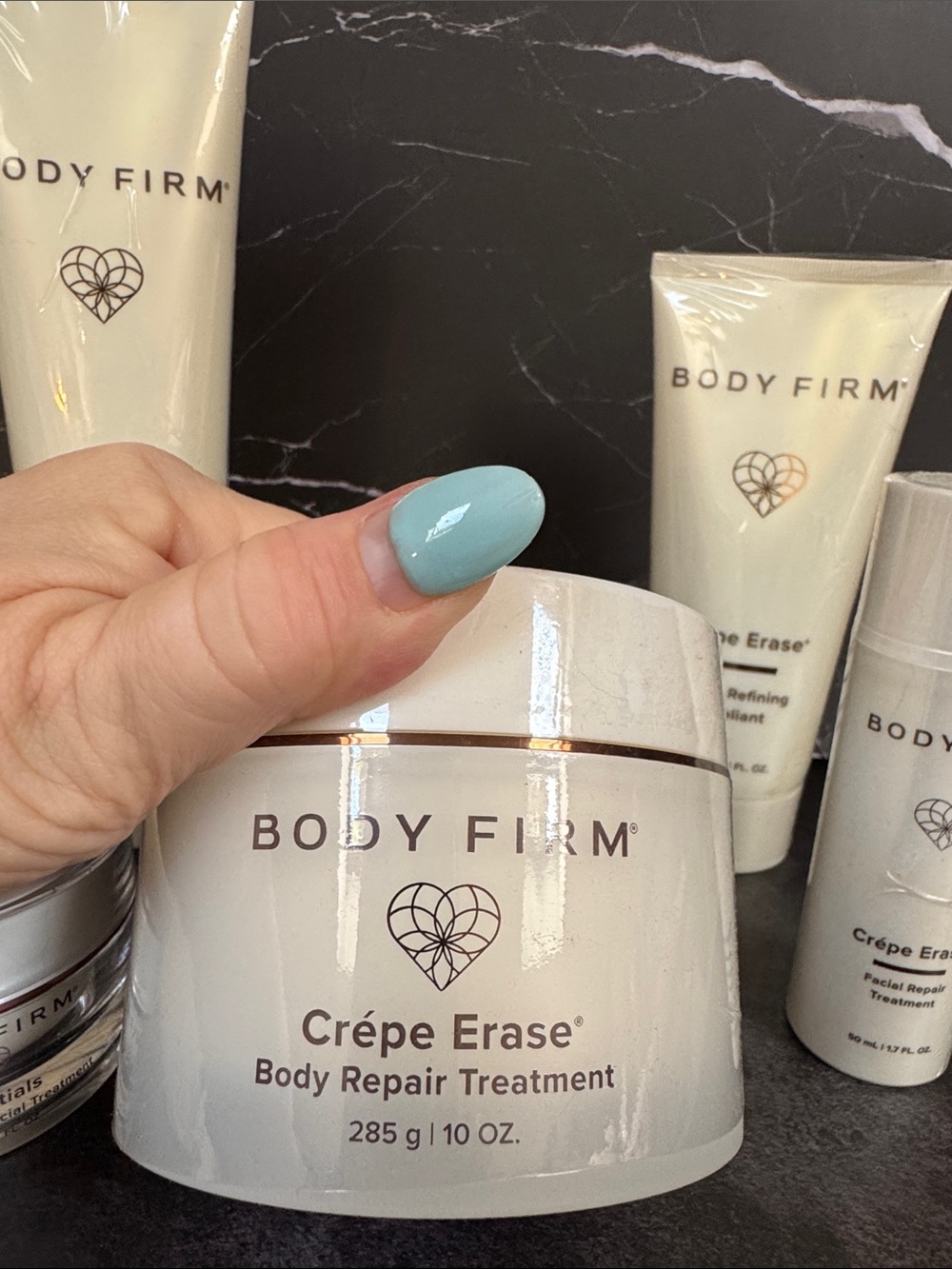 Crêpe Erase® Body Repair Treatment - White - Picture 3 of 8